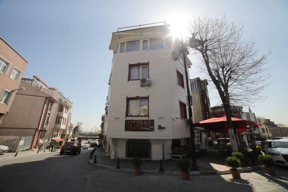 Rose Bouquets Hotel Istanbul Exterior foto