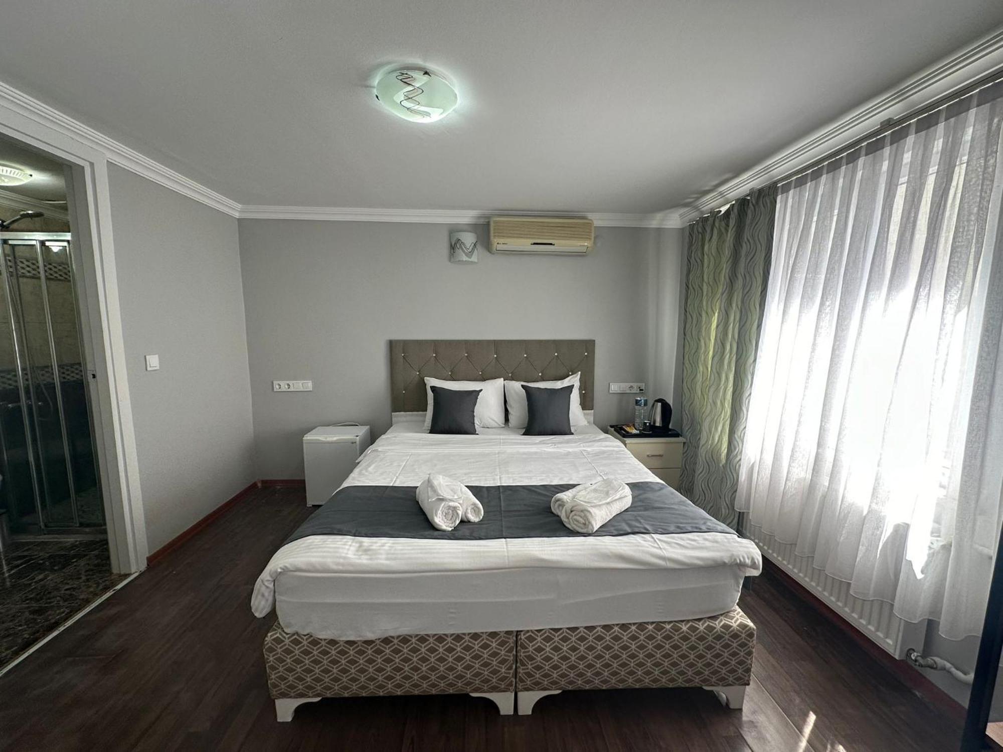 Rose Bouquets Hotel Istanbul Exterior foto