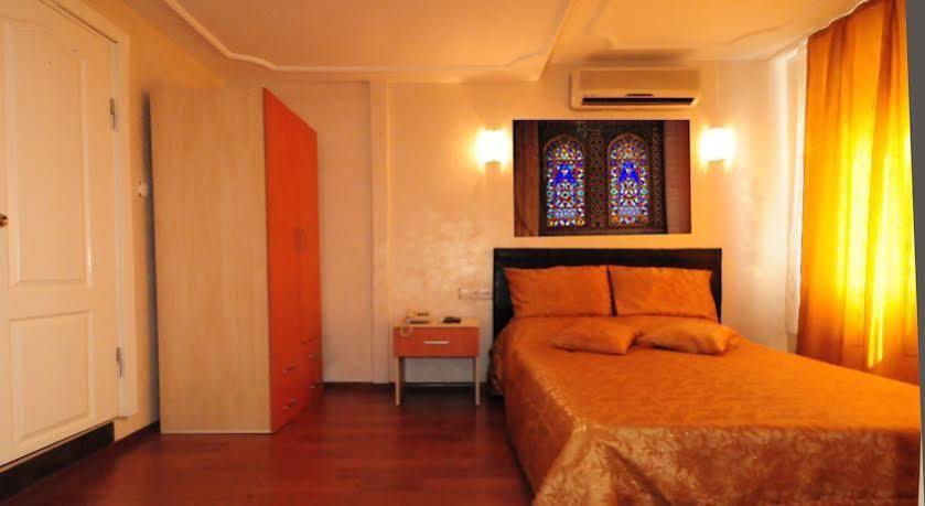 Rose Bouquets Hotel Istanbul Exterior foto