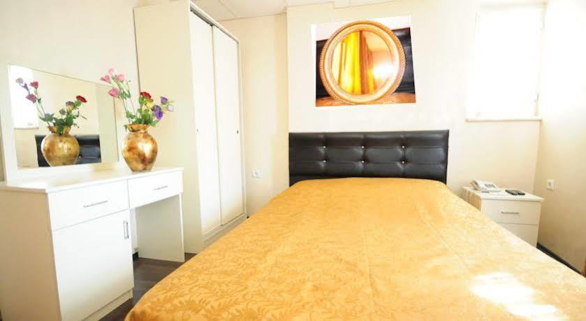 Rose Bouquets Hotel Istanbul Exterior foto